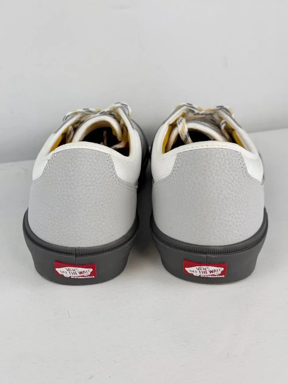Men's 9 - VANS Skate Curren Caples Grey Yellow Shoes - 500714